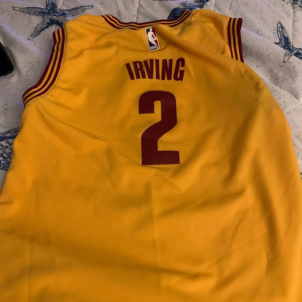 Nba youth large kyrie Irving Cleveland Cavaliers jersey